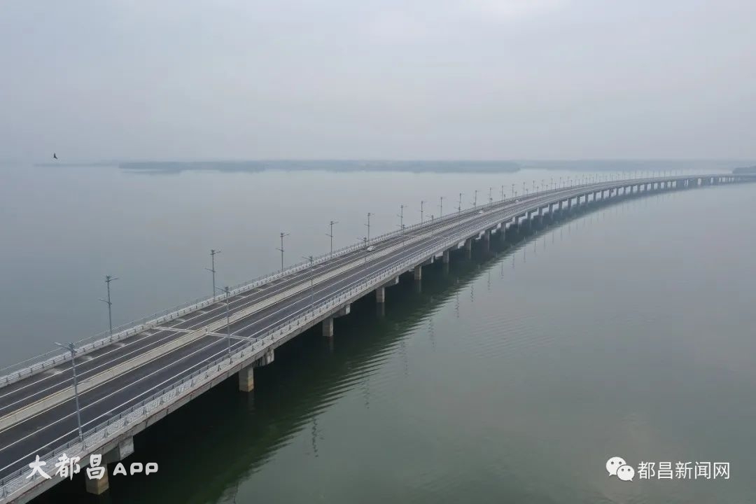 省道S214都昌多宝至县城段： 文明样板路 发展快速路 致富小康路