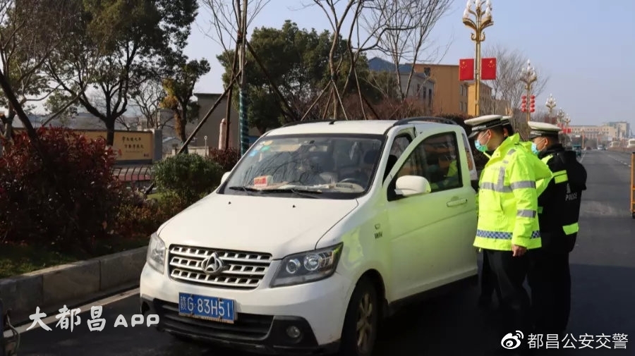 平安春运 交警同行】守护春运平安，都昌交警这样做...