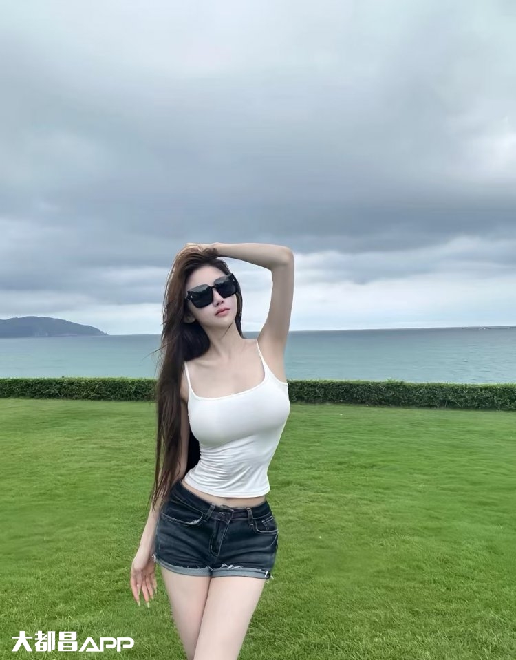 御姐气质-轻熟风-分享女生赚钱快的工作-高端外围招聘-