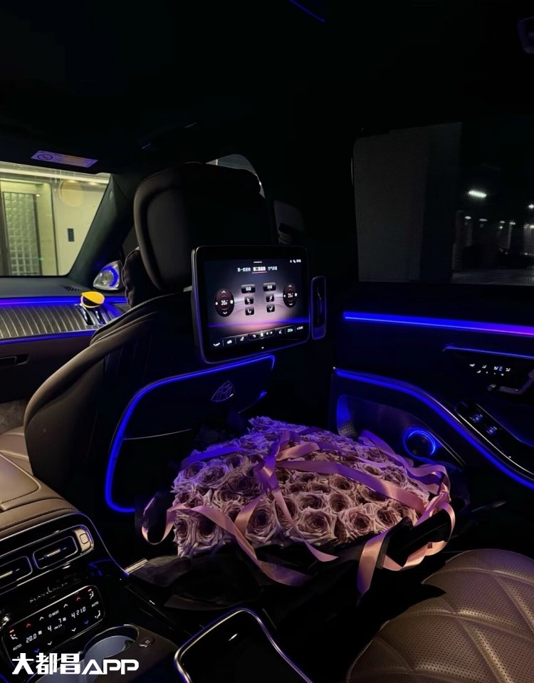 靠谱女经纪壹姐诚邀姐妹加入外围大圈-日结2万-确保赚钱